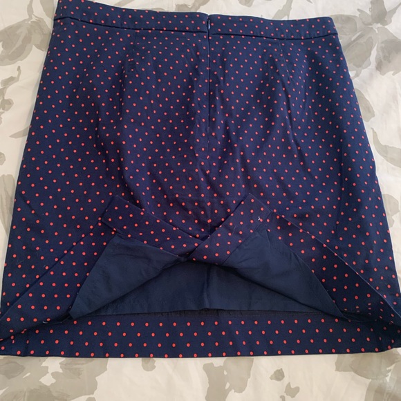 JCREW FACTORY cotton size 12P “The Pencil Skirt” in navy blu w/ red polka dots. - Picture 7 of 12